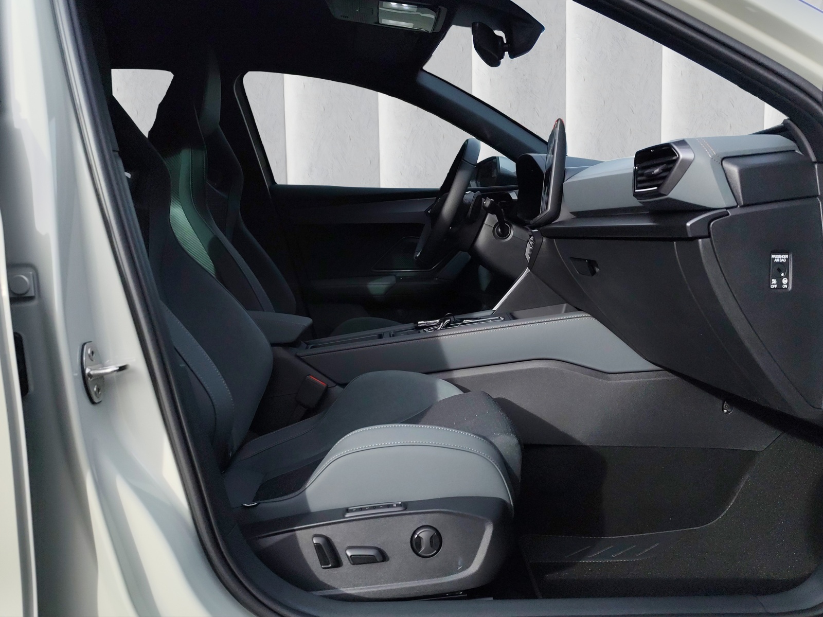 CUPRA LEON 2.0 TSI VZ DSG-image-8