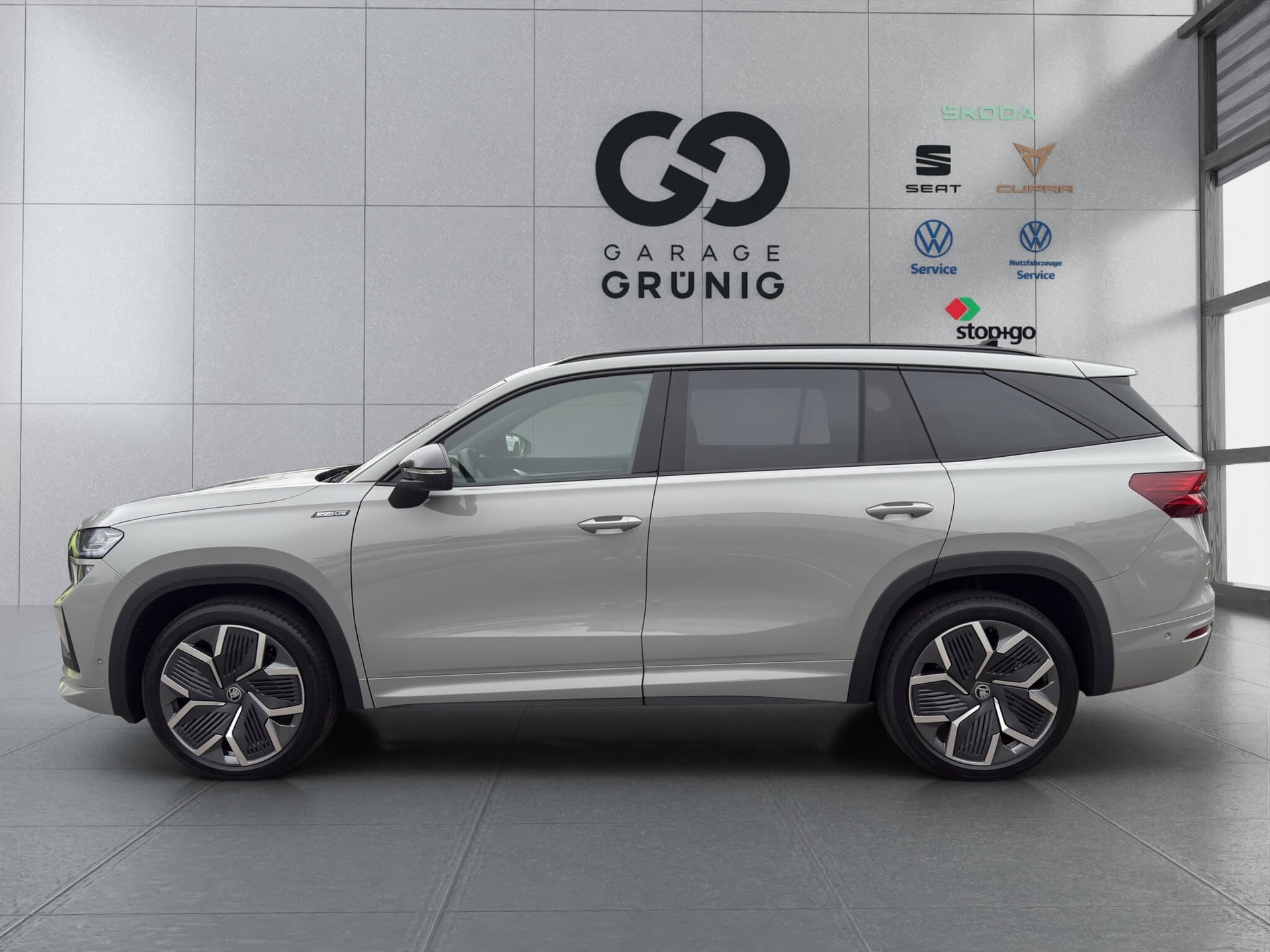 SKODA Kodiaq 2.0 TSI Sportline 4x4-image-2