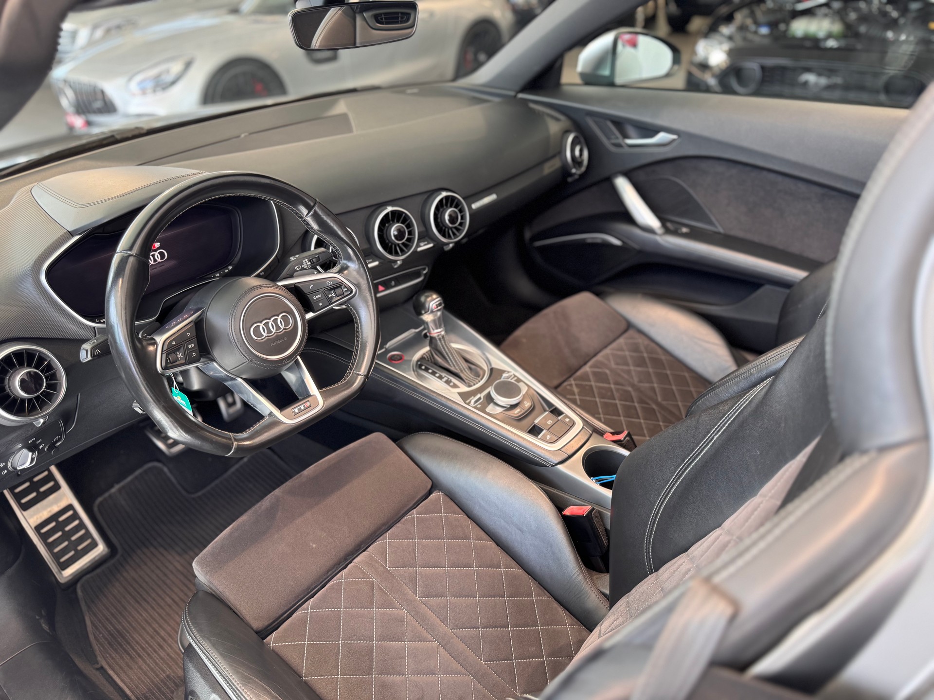 AUDI TTS Roadster 2.0 TFSI quattro S-tronic-image-21