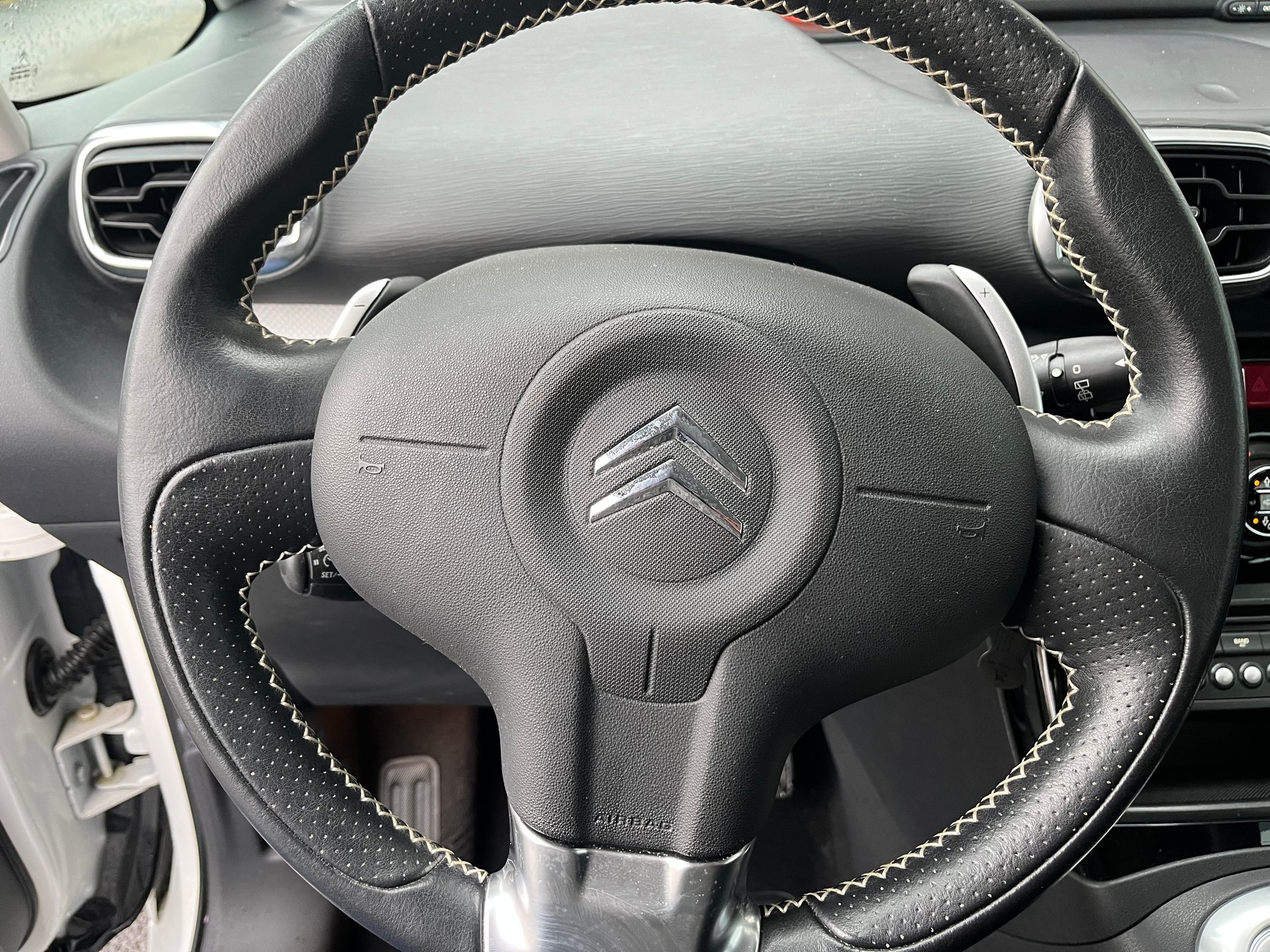CITROEN C3 Picasso 1.6i 16V Exclusive EGS6-image-11