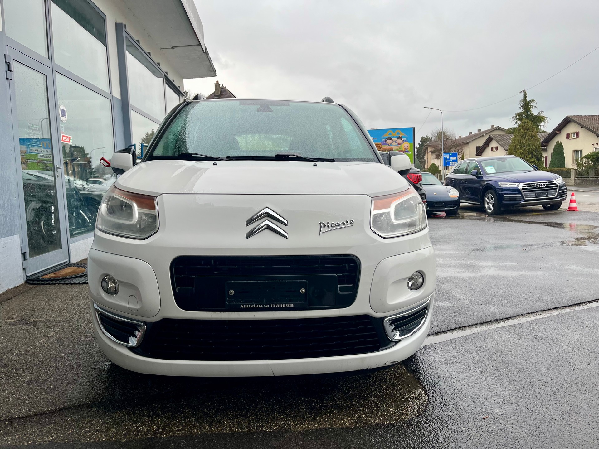 CITROEN C3 Picasso 1.6i 16V Exclusive EGS6-image-4