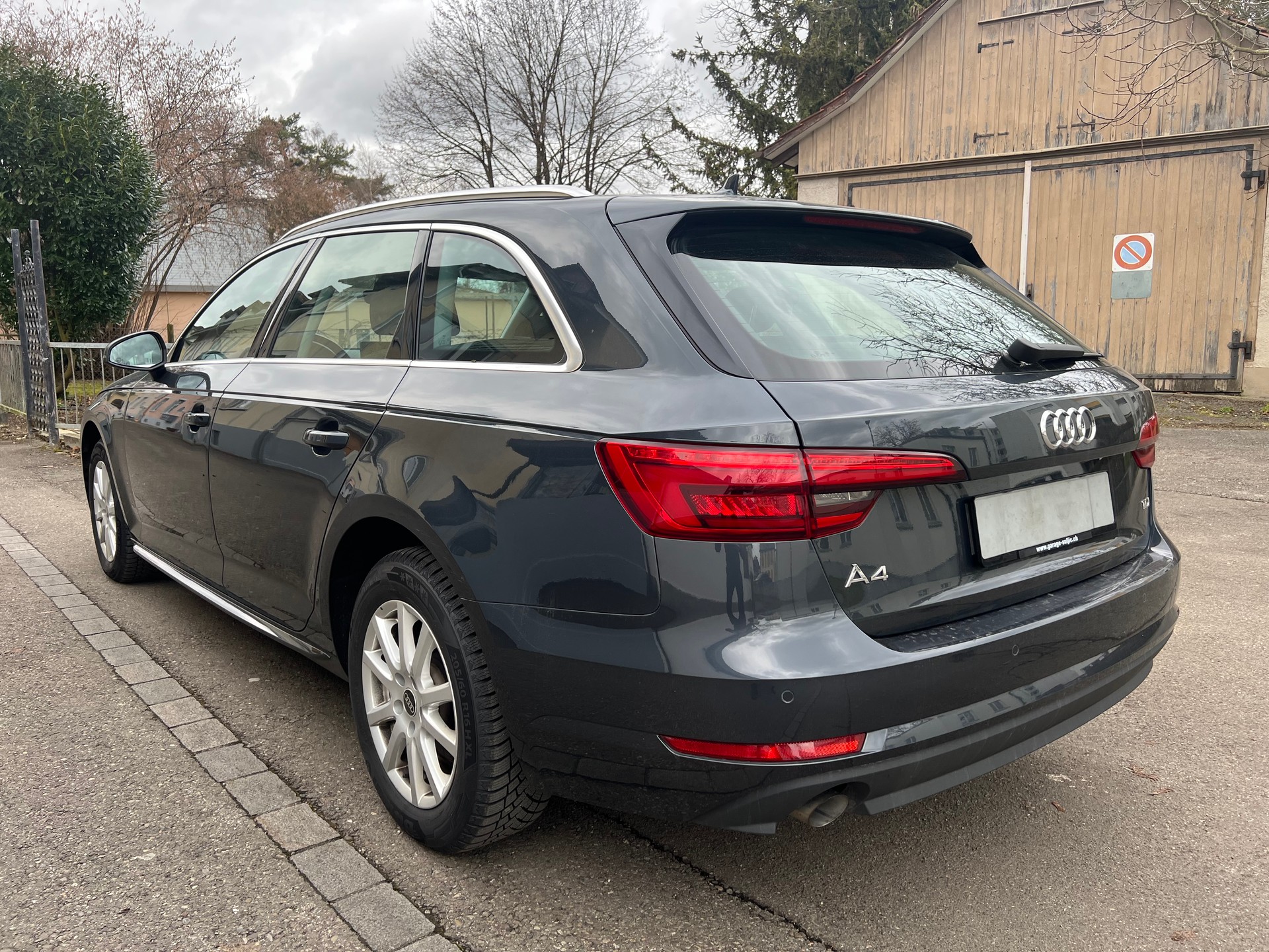 AUDI A4 Avant 2.0 TDI S-tronic-image-7