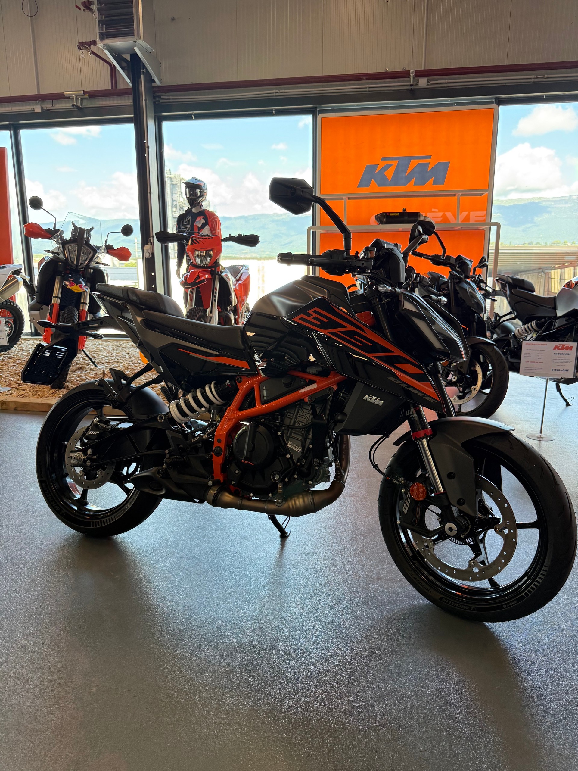 KTM 390 Duke