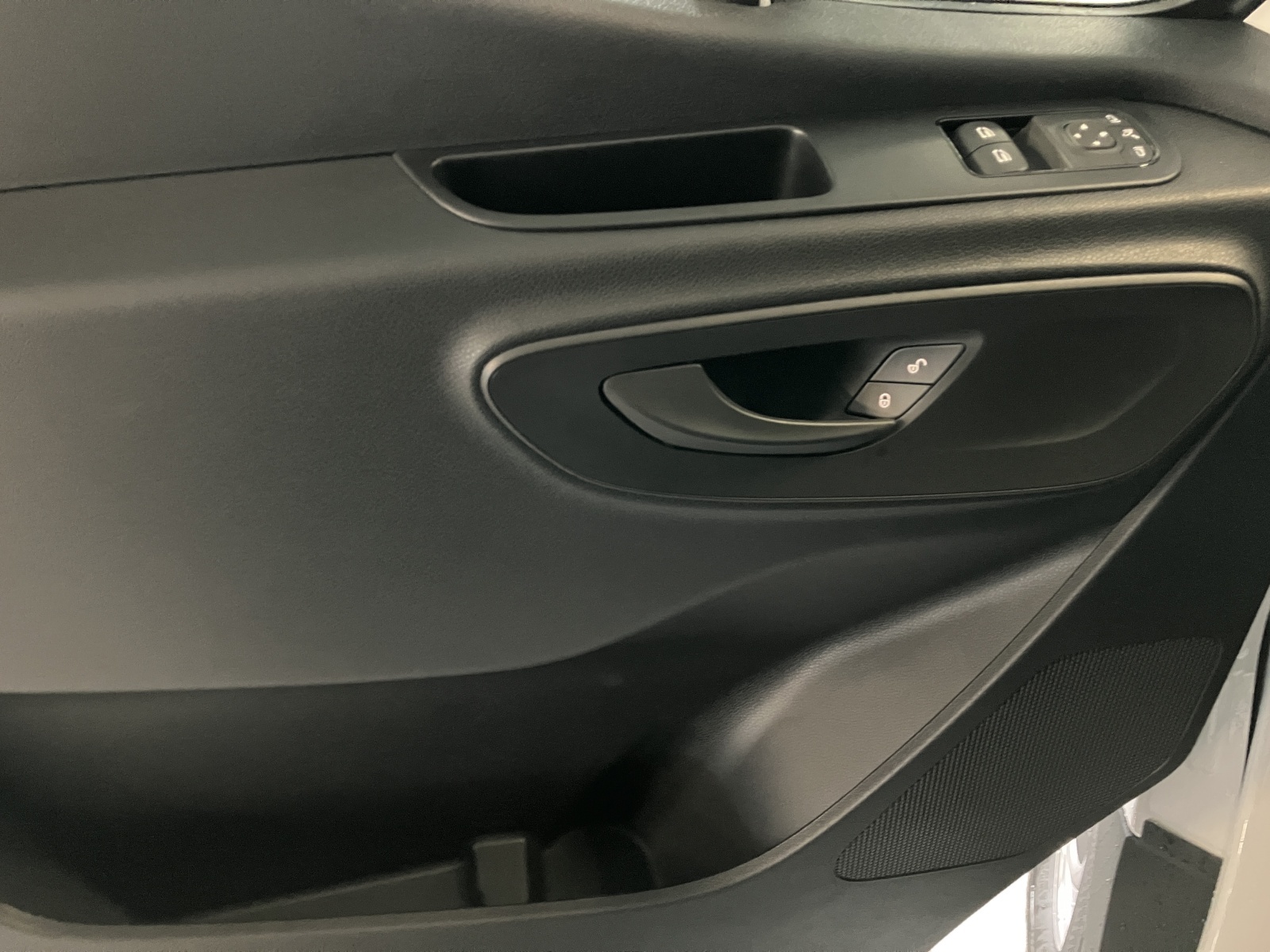 MERCEDES-BENZ Sprinter 317 CDI PRO KA S-image-10