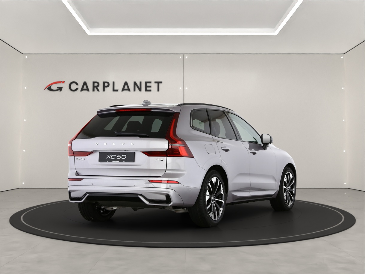VOLVO XC60 2.0 T6 TE Ultra Dark eAWD-image-2