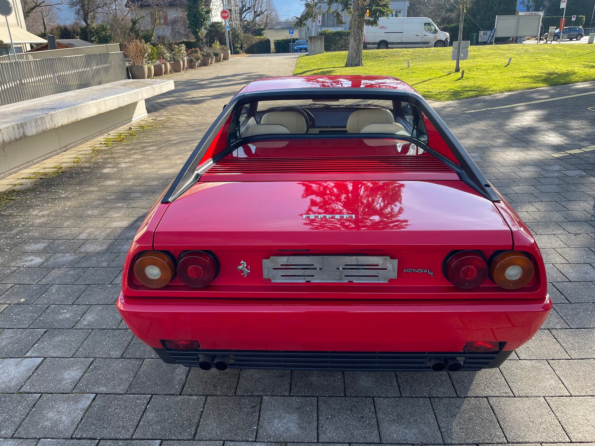 FERRARI Mondial 3.4 T-image-10