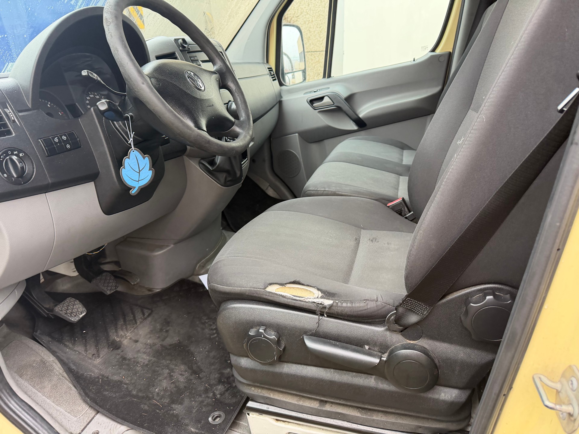 VW Crafter 35L 2.0 BiTDI CR-image-8