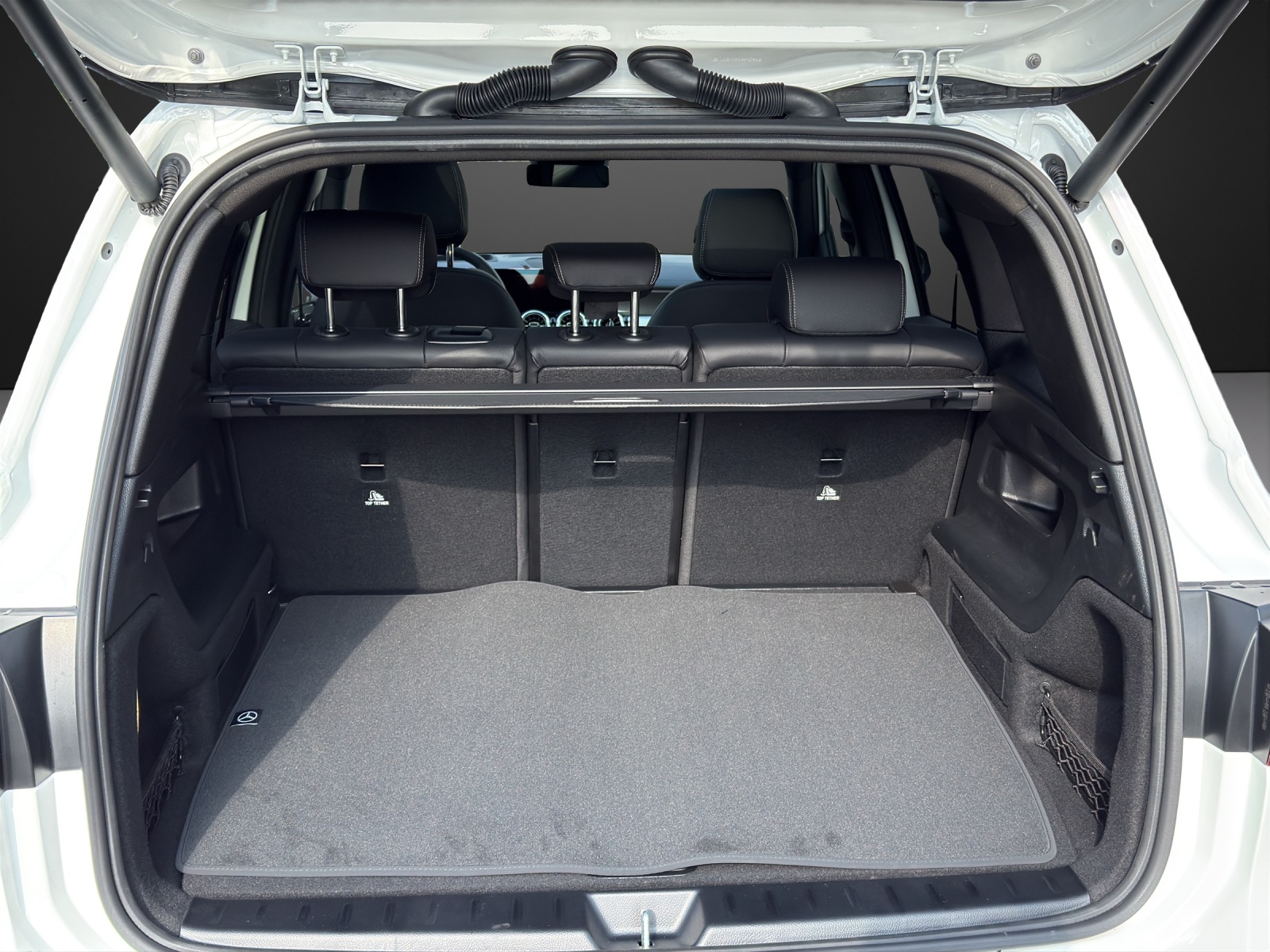 MERCEDES-BENZ GLB AMG 35 4Matic 8G-Tronic-image-9
