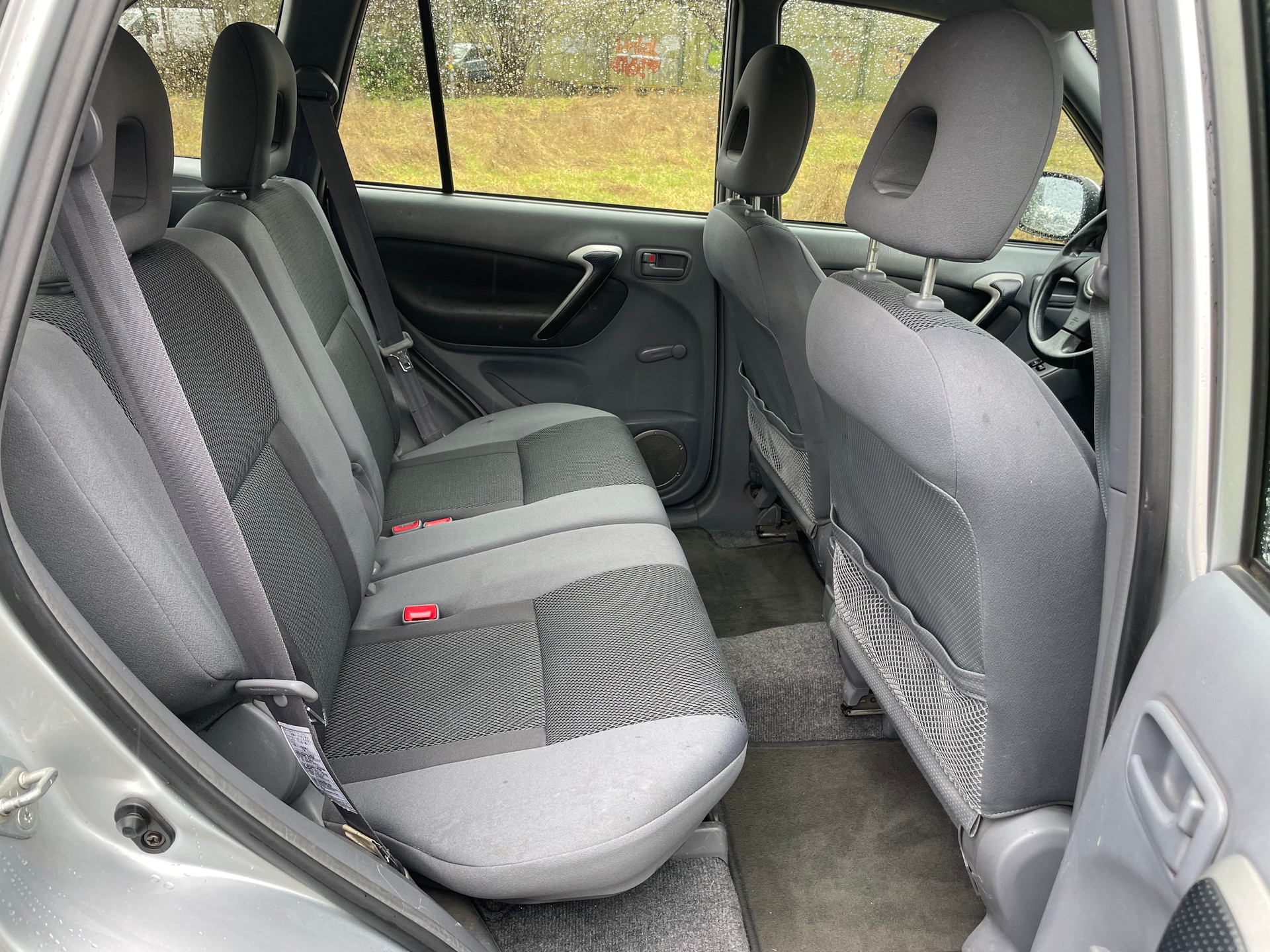 TOYOTA RAV-4 2.0 16V Linea Sol-image-8