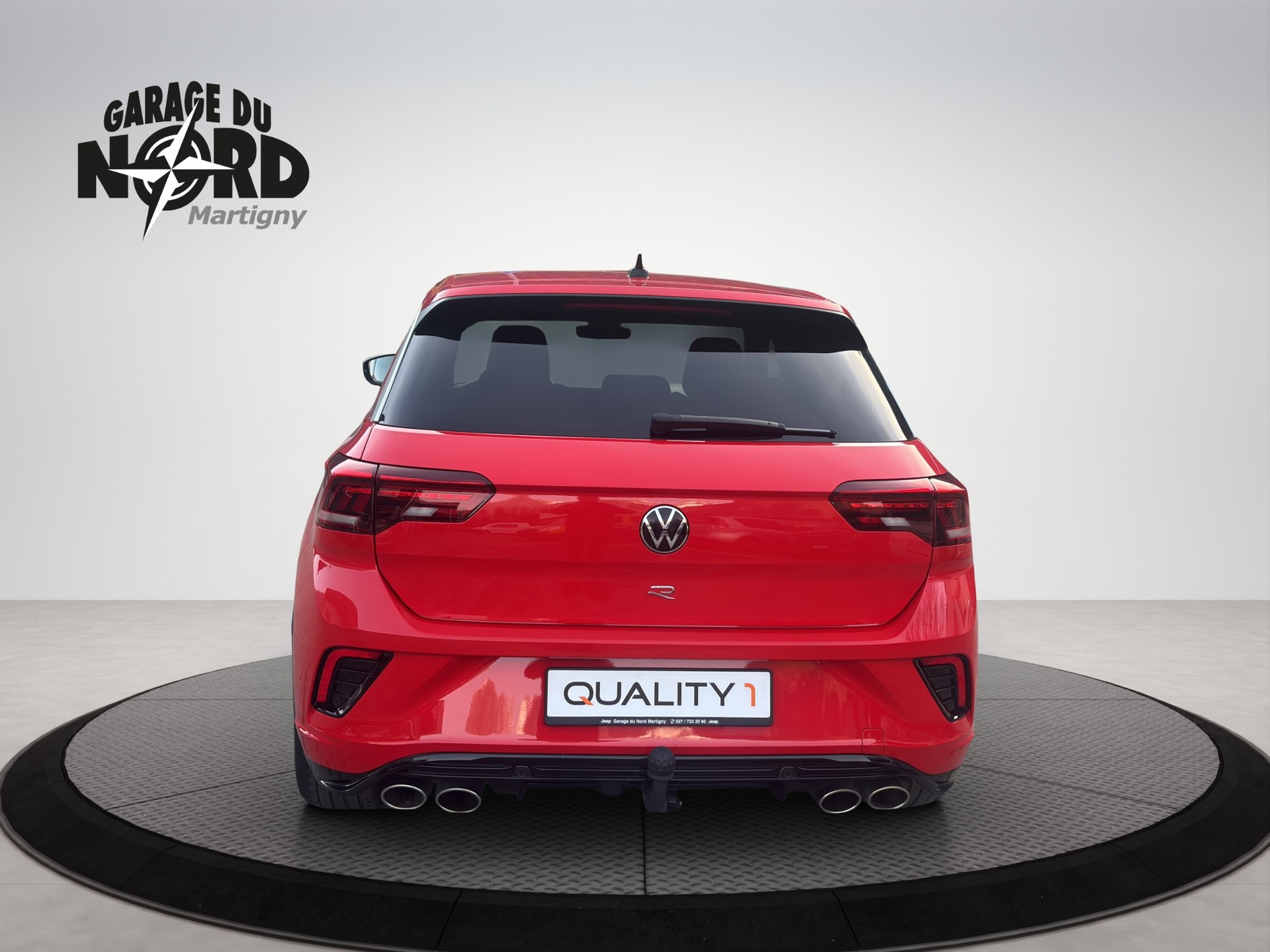 VW T-Roc 2.0 TSI R DSG 4Motion-image-4