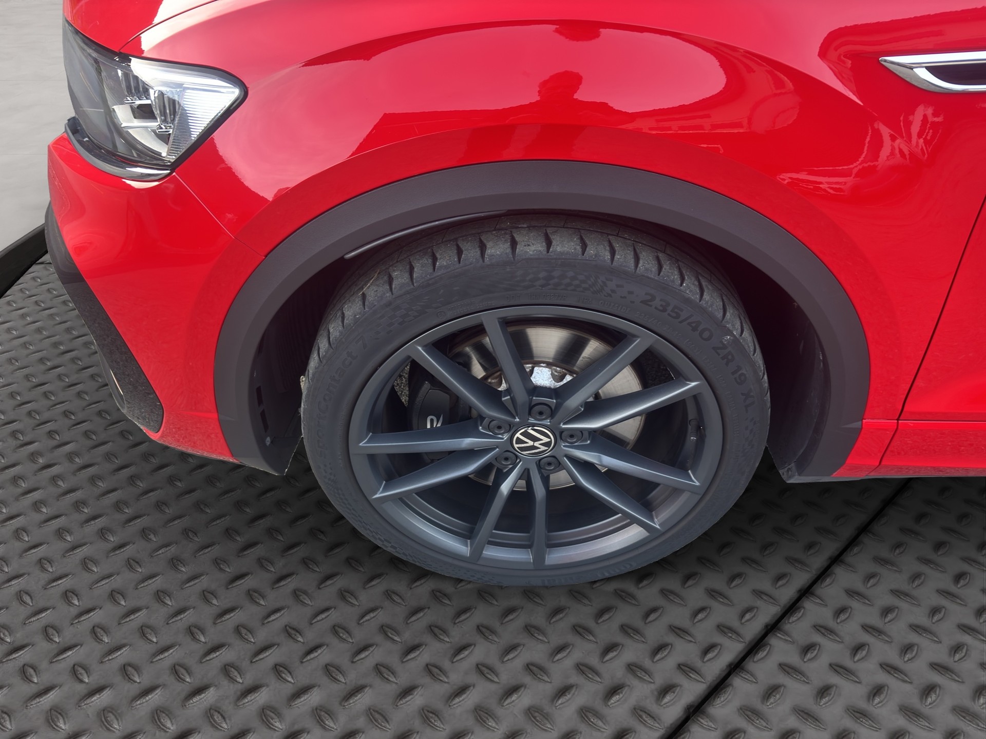 VW T-Roc 2.0 TSI R DSG 4Motion-image-15