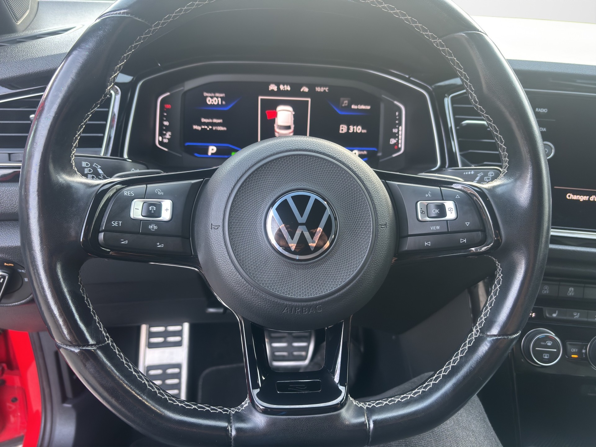 VW T-Roc 2.0 TSI R DSG 4Motion-image-9