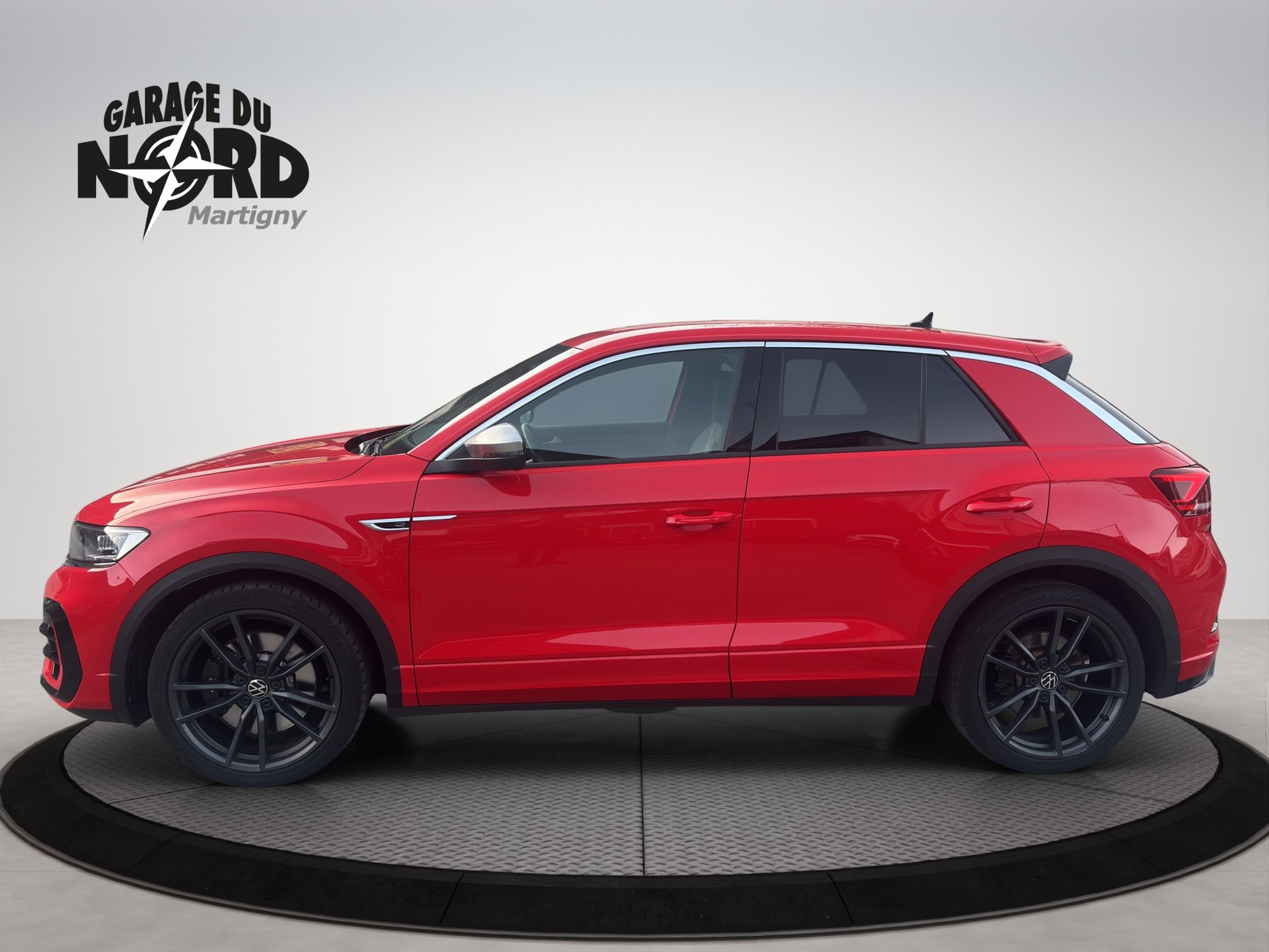 VW T-Roc 2.0 TSI R DSG 4Motion-image-2