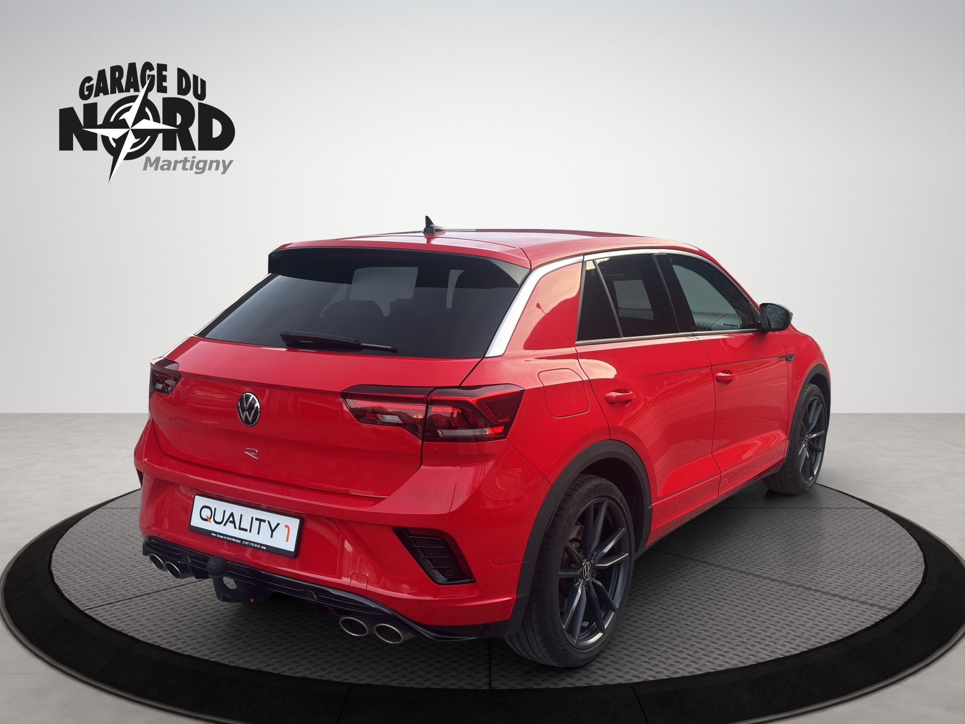 VW T-Roc 2.0 TSI R DSG 4Motion-image-5