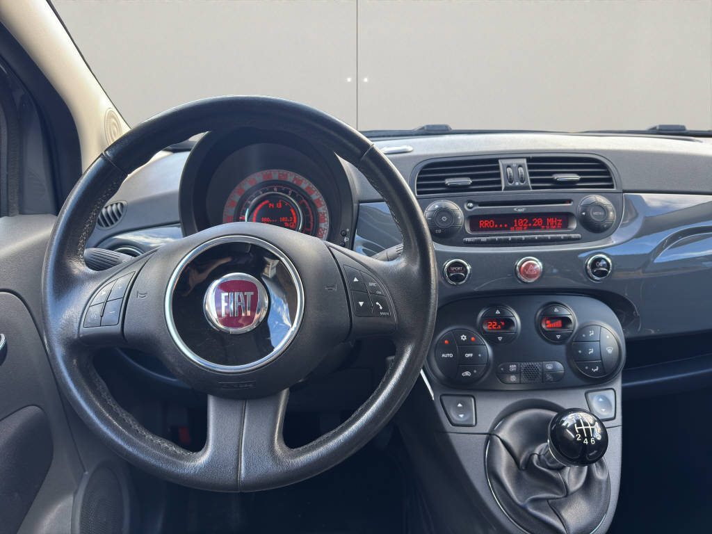 FIAT 500 C 0.9 T TwinAir 105 Lounge-image-11
