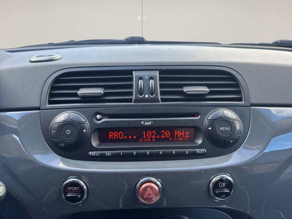 FIAT 500 C 0.9 T TwinAir 105 Lounge-image-14