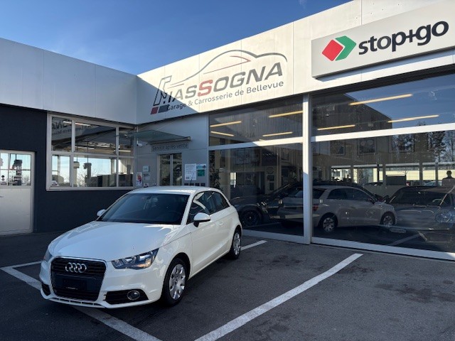 AUDI A1 1.2 TFSI Attraction-image-4
