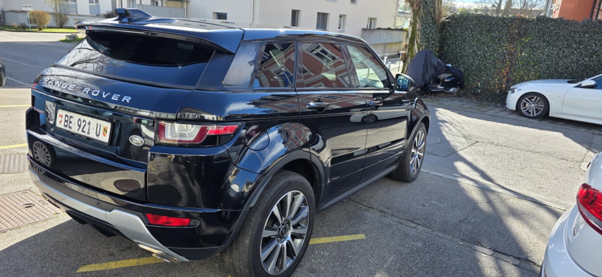LAND ROVER Range Rover Evoque 2.0 TD4 Pure AT9-image-5