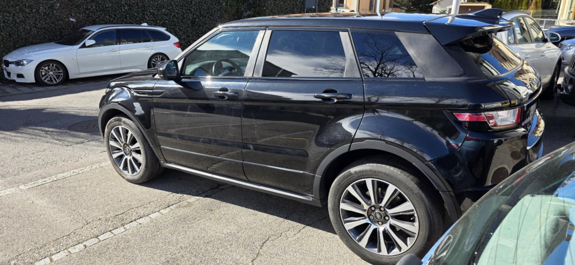 LAND ROVER Range Rover Evoque 2.0 TD4 Pure AT9-image-4