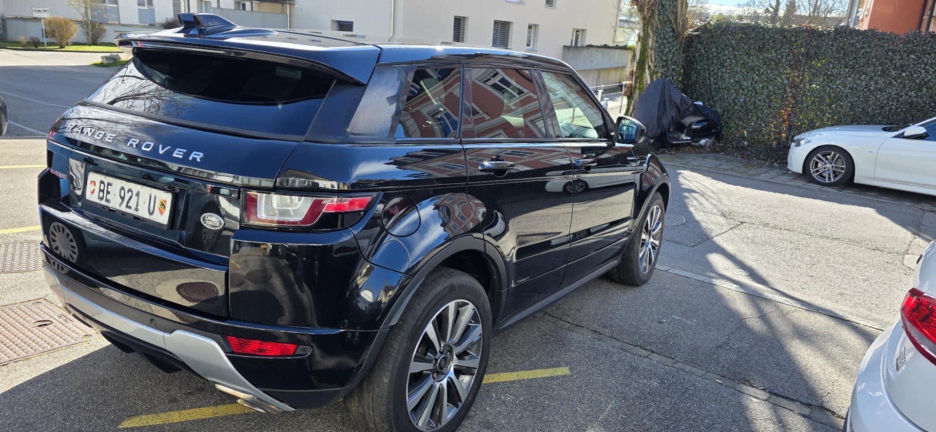 LAND ROVER Range Rover Evoque 2.0 TD4 Pure AT9-showroom-element-2