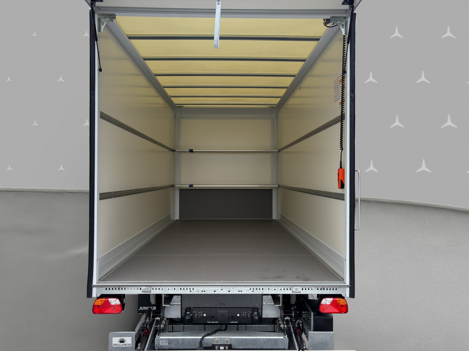MERCEDES-BENZ Sprinter 317 CDI Lang Pro 9G-TRONIC-image-14
