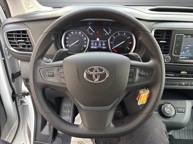 TOYOTA Proace Verso L2 2.0D Family-image-9