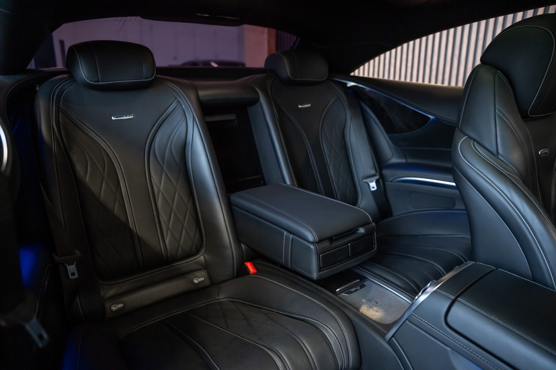 MERCEDES-BENZ S 65 AMG 7G-Tronic-image-16
