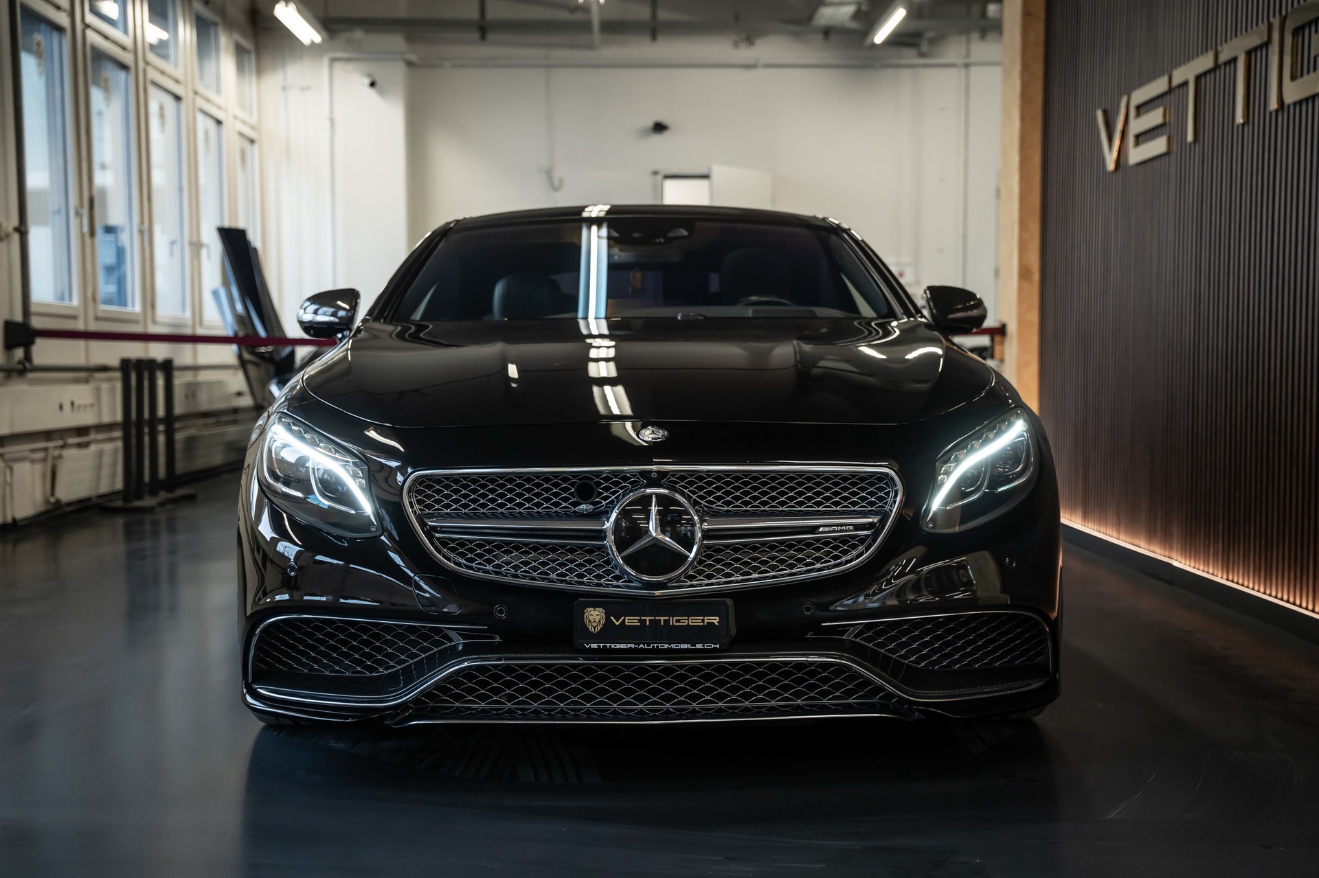 MERCEDES-BENZ S 65 AMG 7G-Tronic-image-1