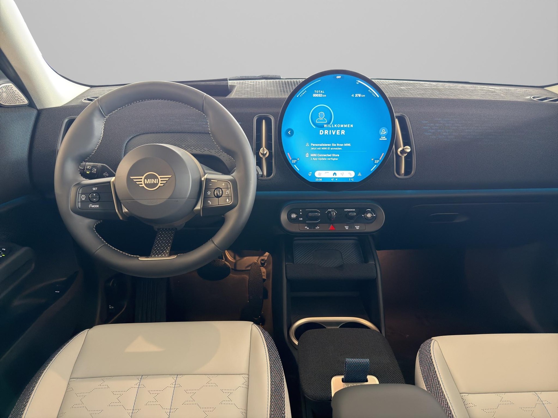 MINI Countryman E Classic Trim-image-12