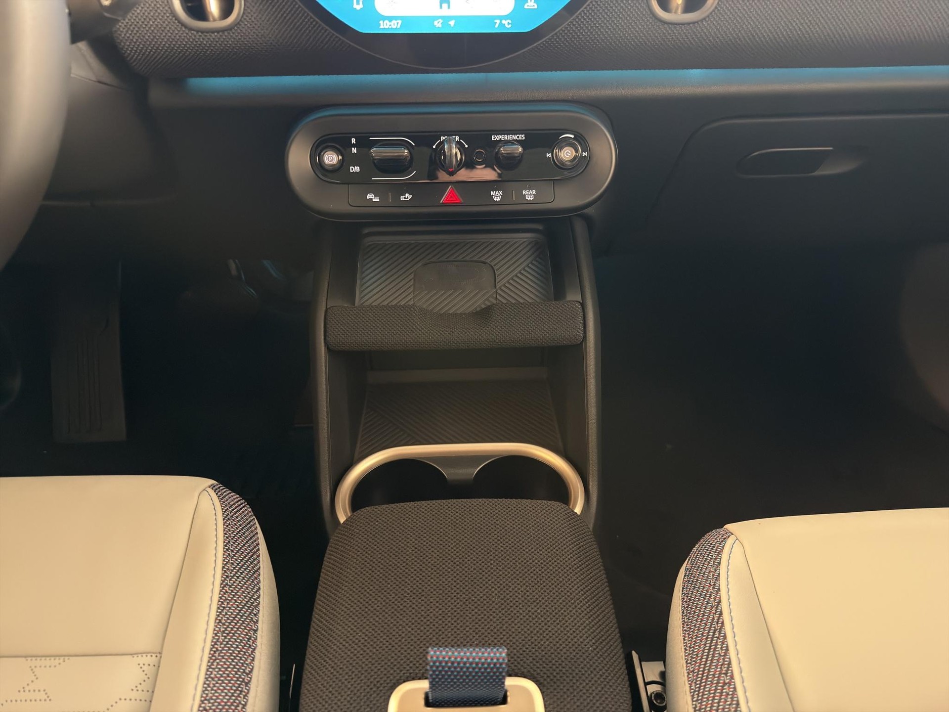 MINI Countryman E Classic Trim-image-15