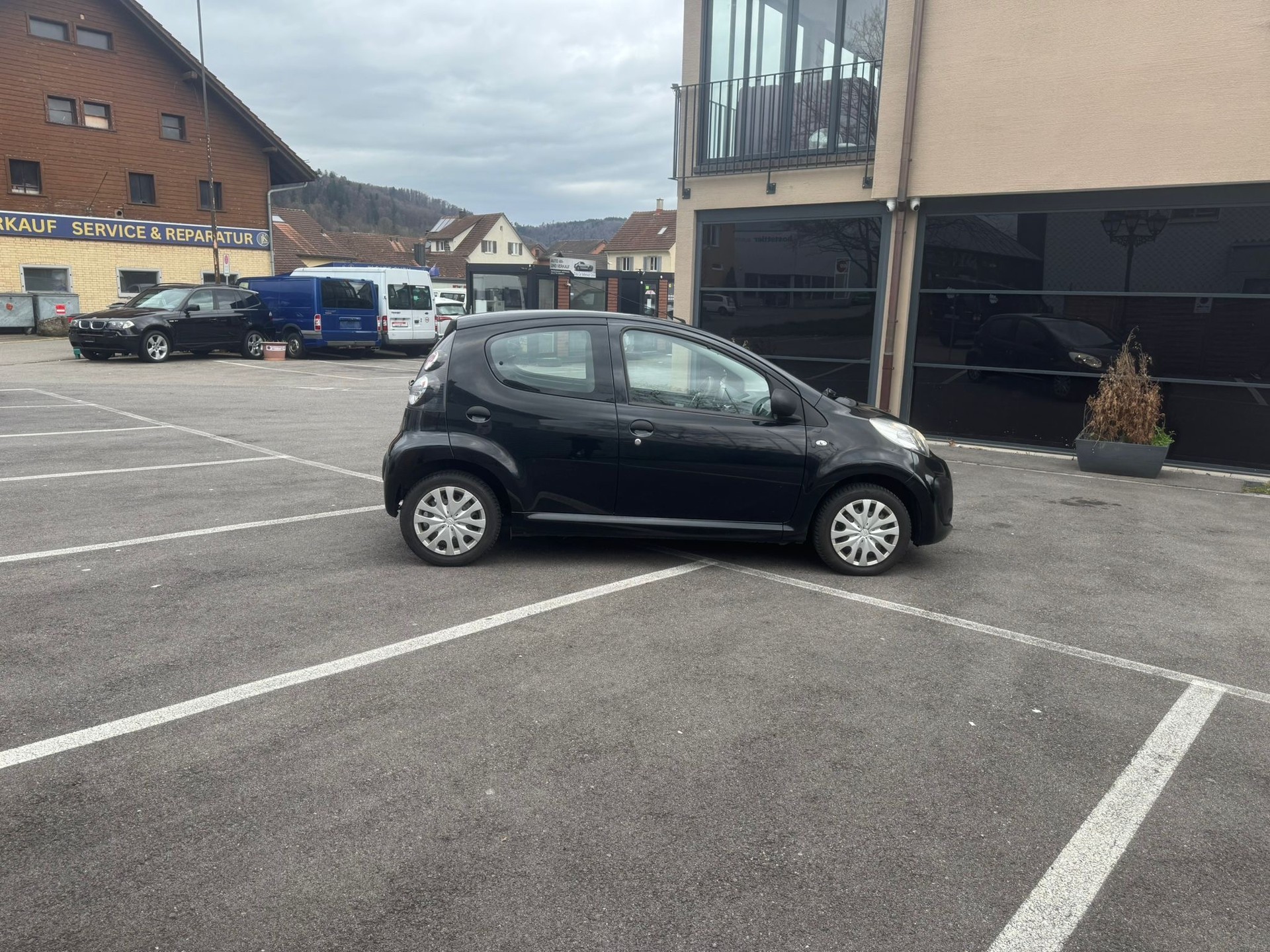 CITROEN C1 1.0i Attraction-image-4