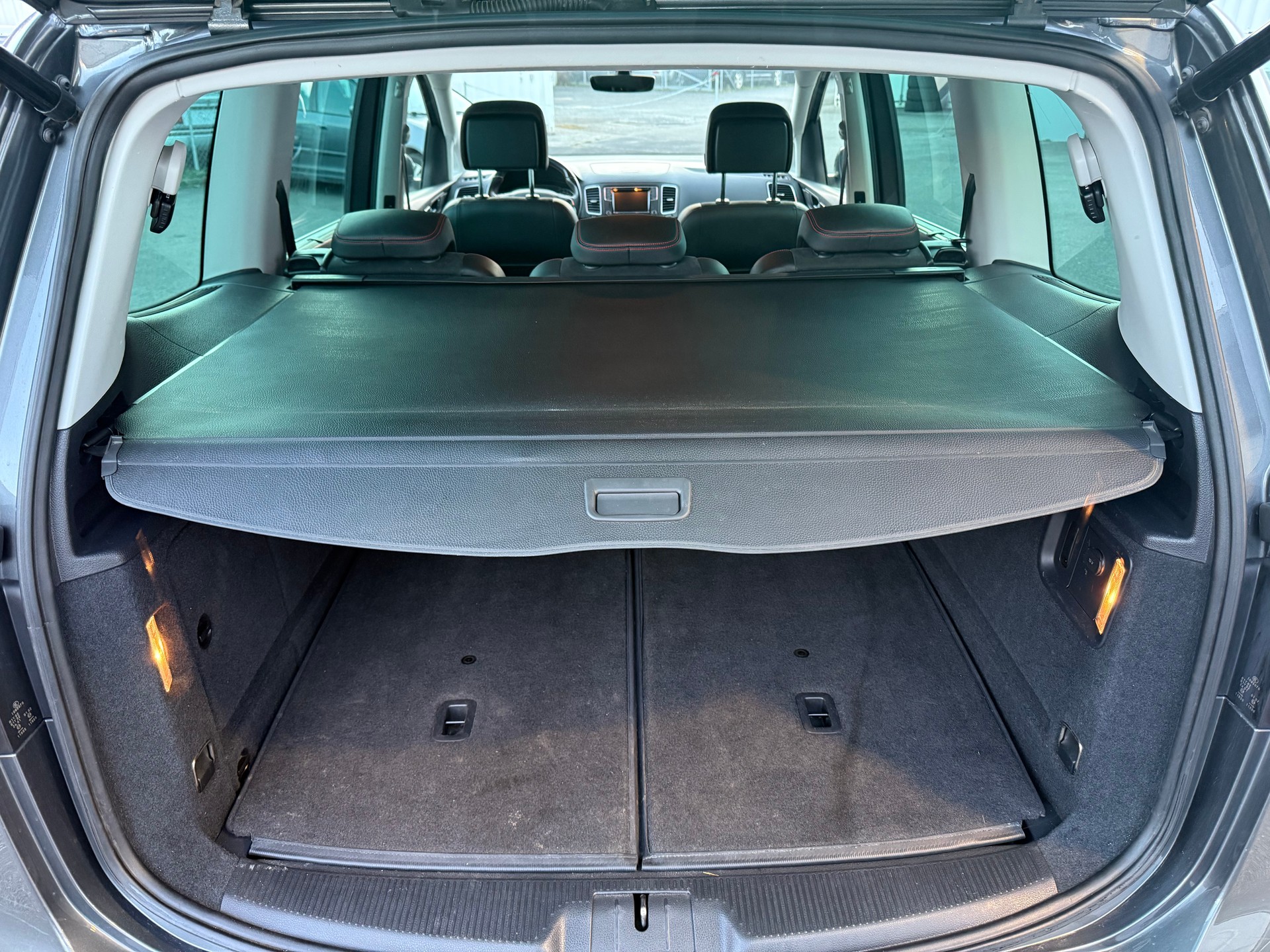 SEAT Alhambra 2.0 TDI FR Line-image-13