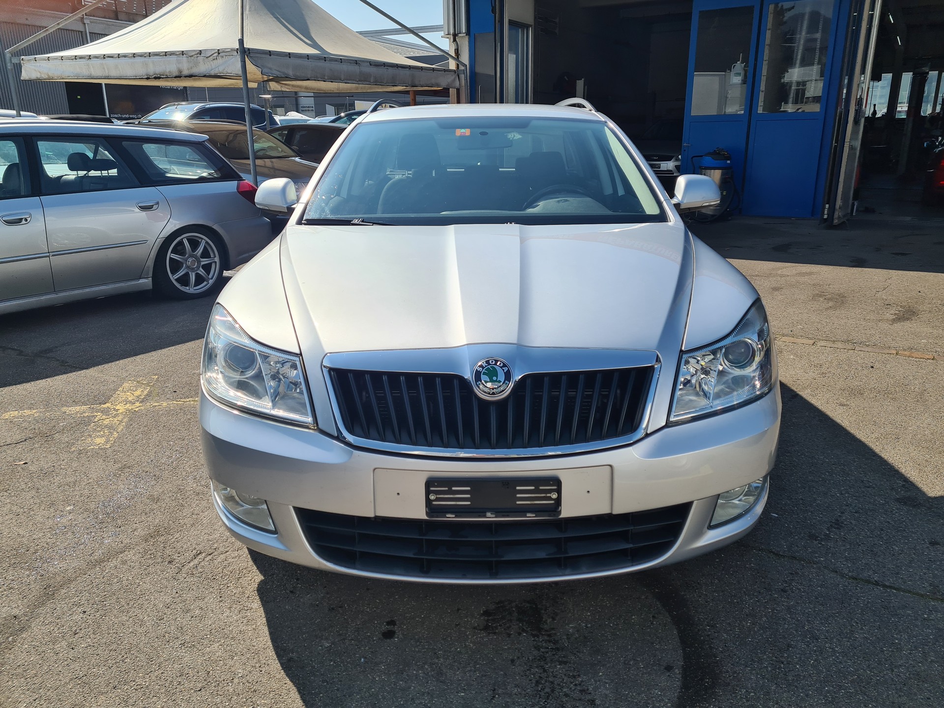 SKODA Octavia Combi 2.0 TDI Laurin & Klement 4x4 DSG-image-1