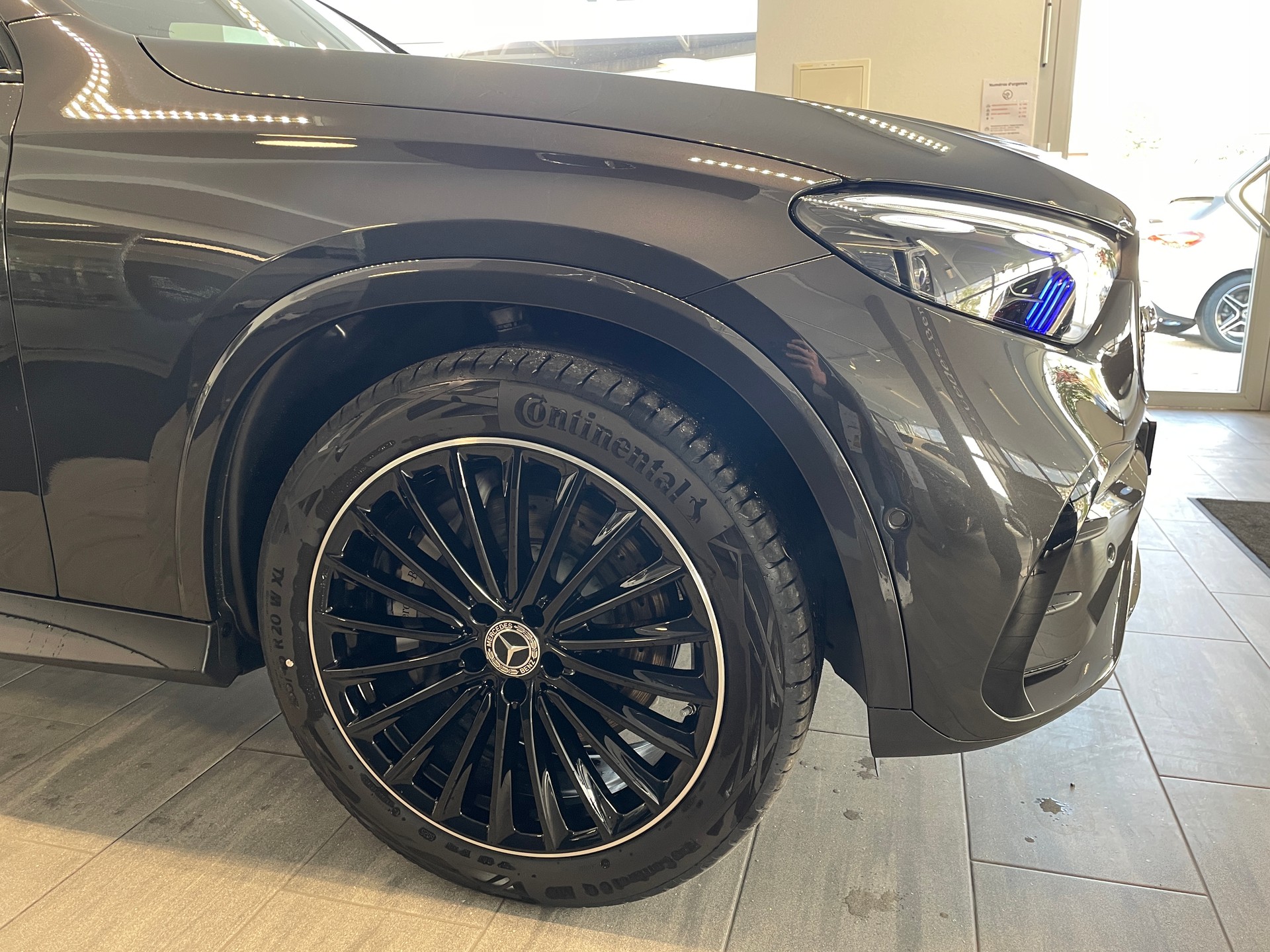 MERCEDES-BENZ GLC Coupé 220 d 4Matic 9G-Tronic AMG Line-image-3