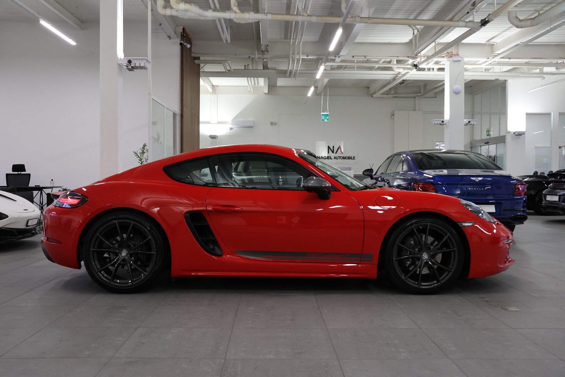 PORSCHE 718 Cayman 2.0 T PDK *Sport Chrono* *Sport Abgasanlage*-image-6