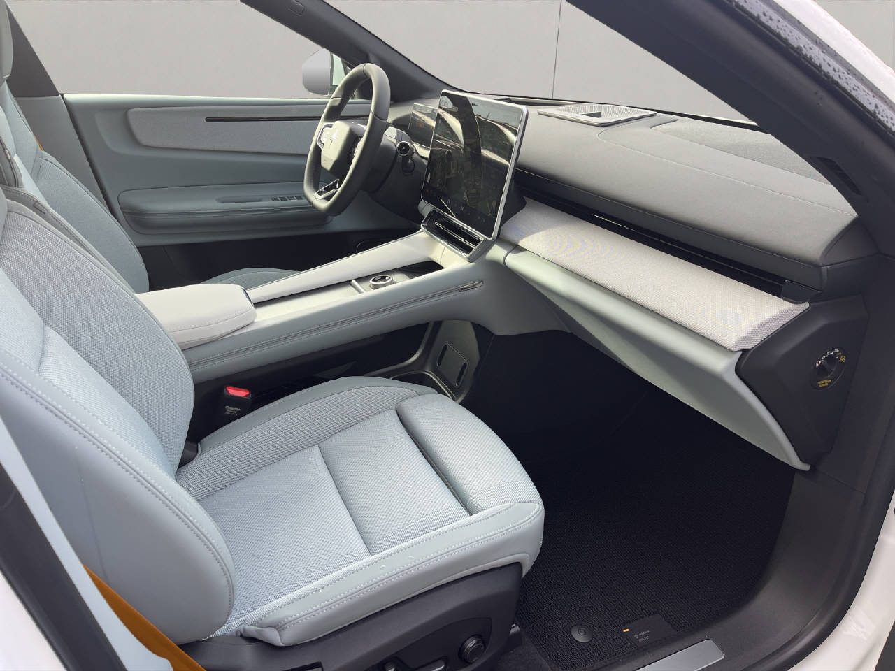 POLESTAR 4 Long Range Dual Motor Performance Prime-image-13