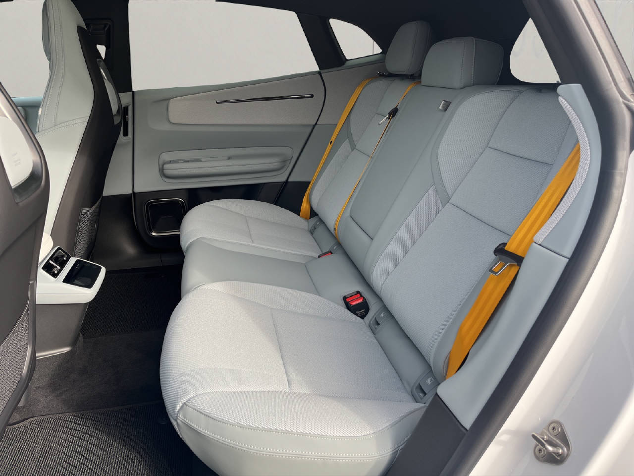POLESTAR 4 Long Range Dual Motor Performance Prime-image-10