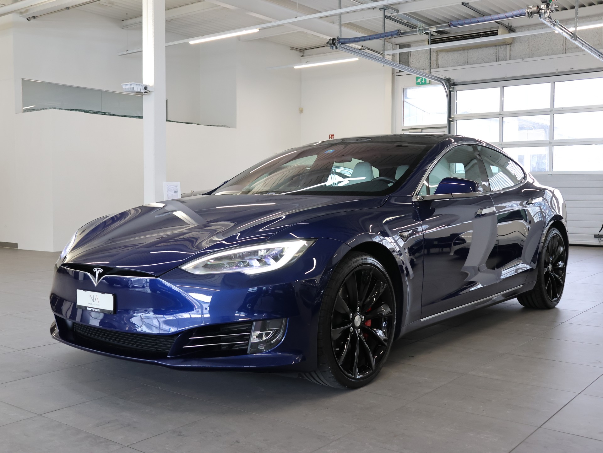 TESLA Model S 100 D Performance *Autopilot* *Panoramadach* *360 Kamera*-showroom-element-3