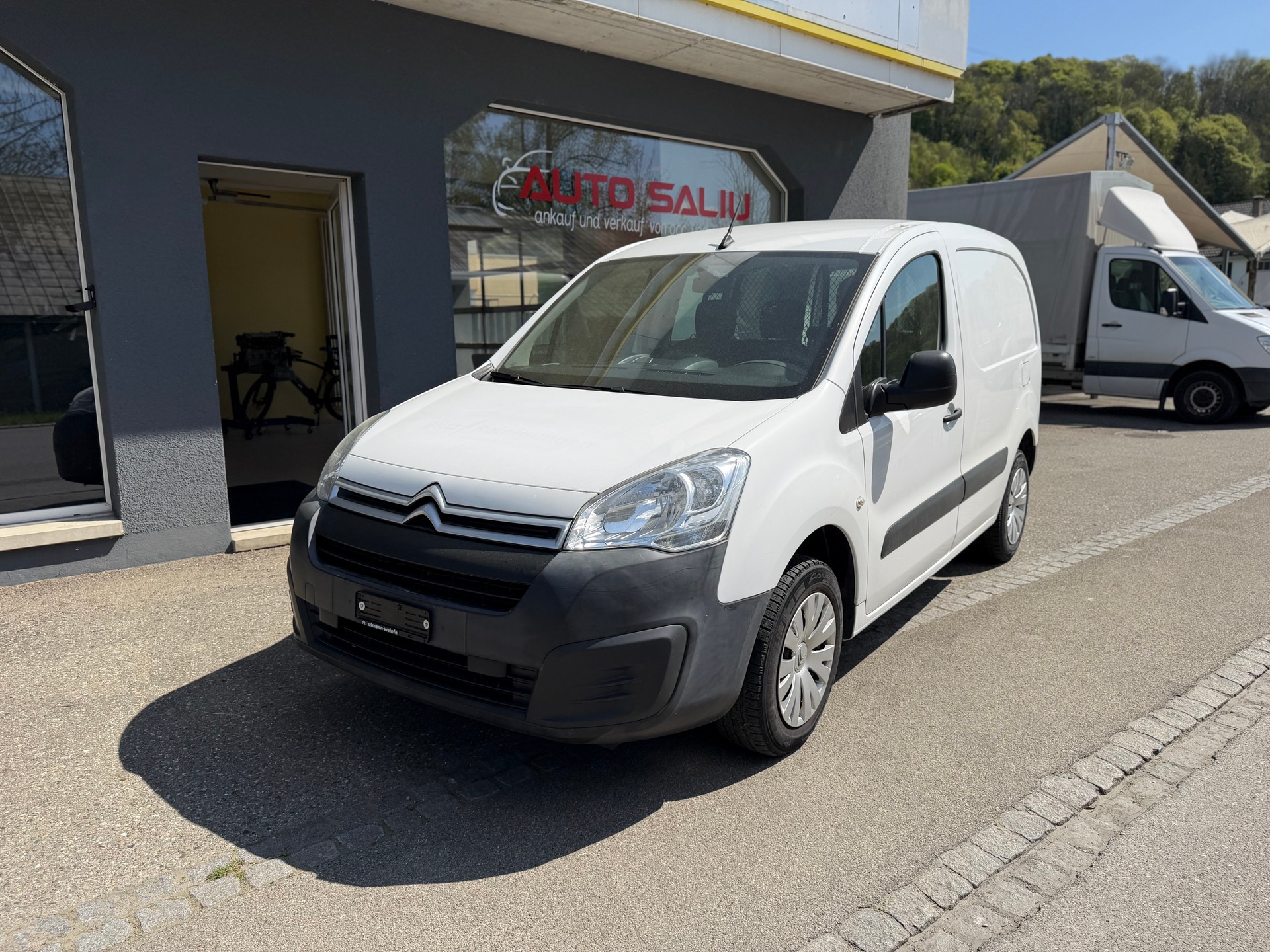 CITROEN Berlingo Electric Attraction kurz/court-image-0
