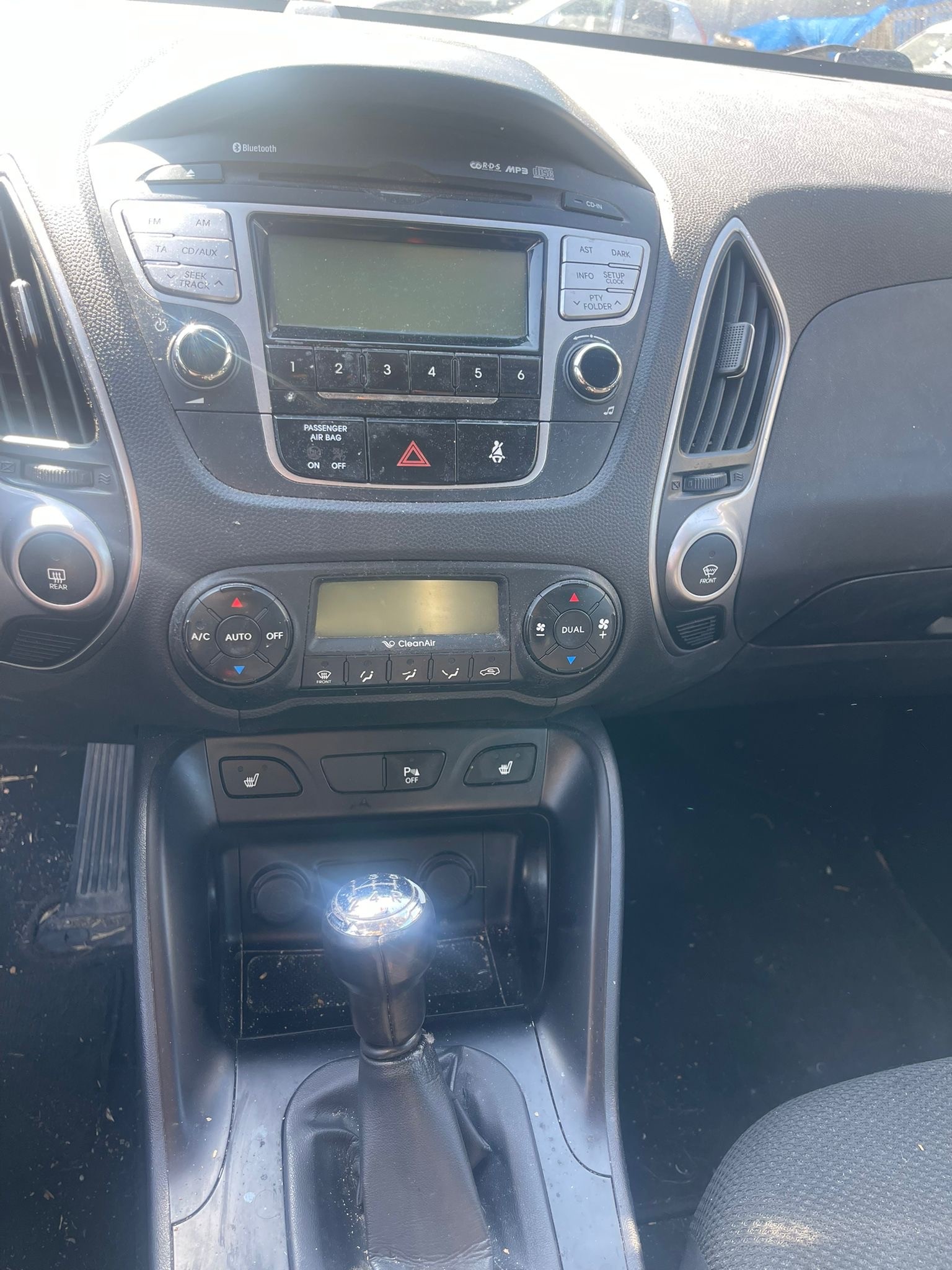 HYUNDAI iX 35 2.0 Premium 4WD-image-5