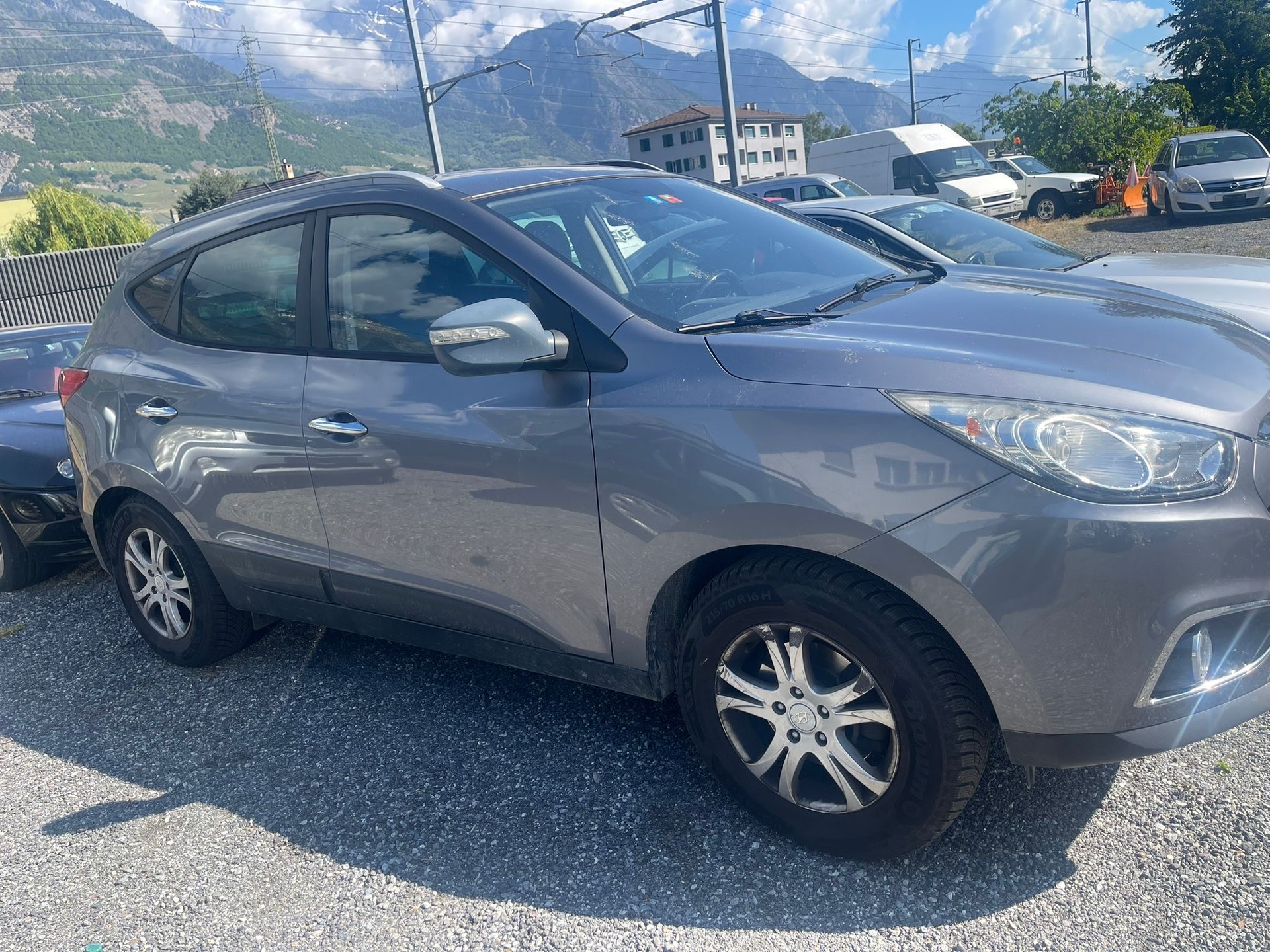 HYUNDAI iX 35 2.0 Premium 4WD-image-7