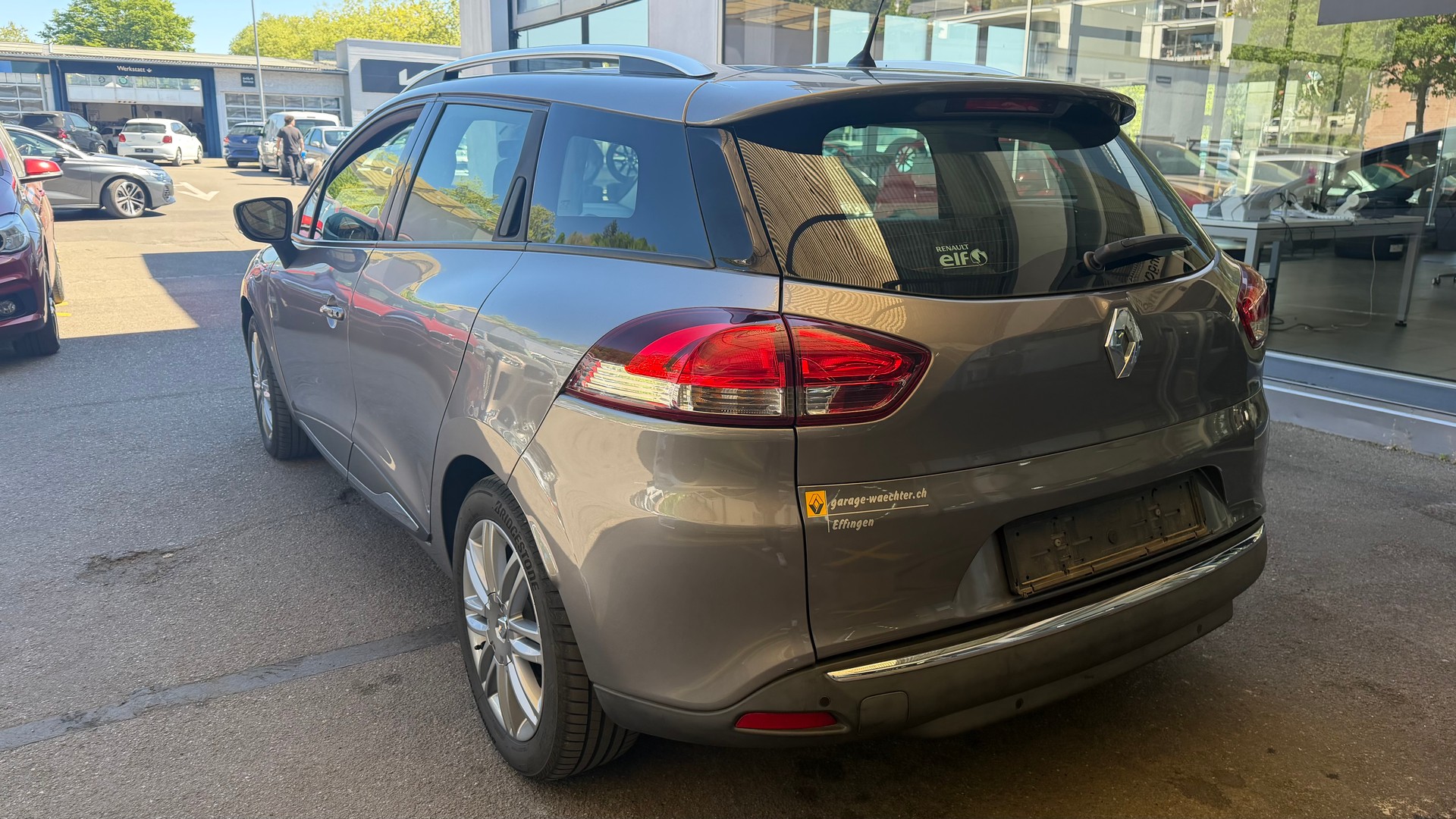 RENAULT Clio Grandtour 1.2 16V T Swiss Edition EDC-image-5