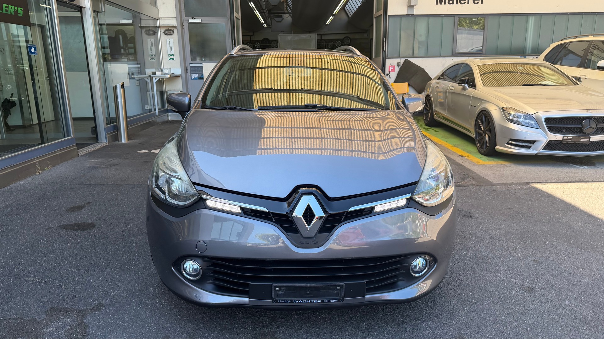 RENAULT Clio Grandtour 1.2 16V T Swiss Edition EDC-image-1