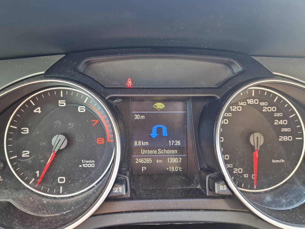 AUDI A5 Sportback 1.8 TFSI 170 M-Tronic-image-13