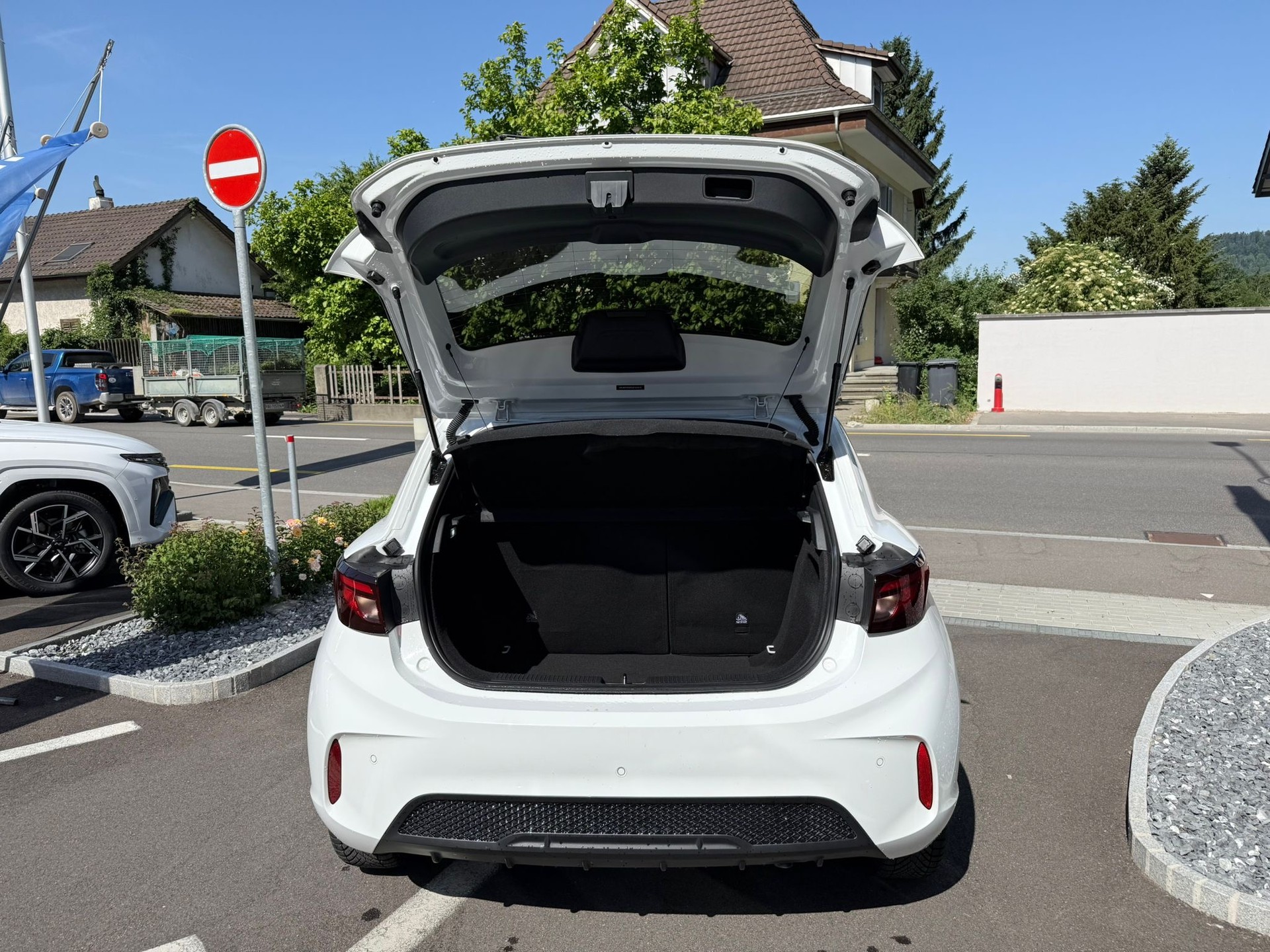 MG 3 1.5 Hybrid Luxury Aut.-image-14