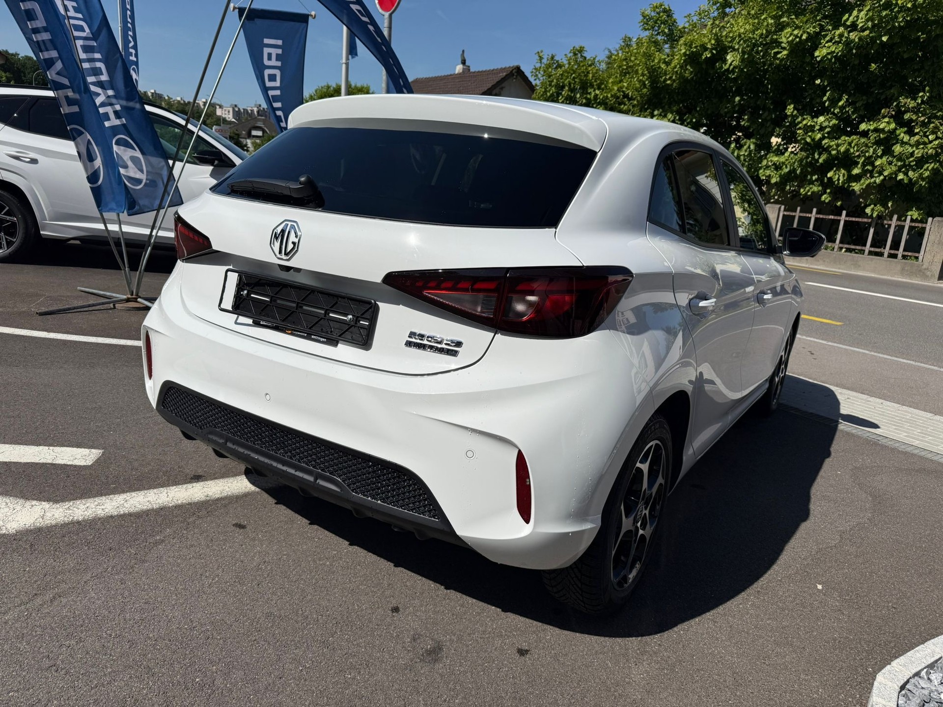 MG 3 1.5 Hybrid Luxury Aut.-image-7