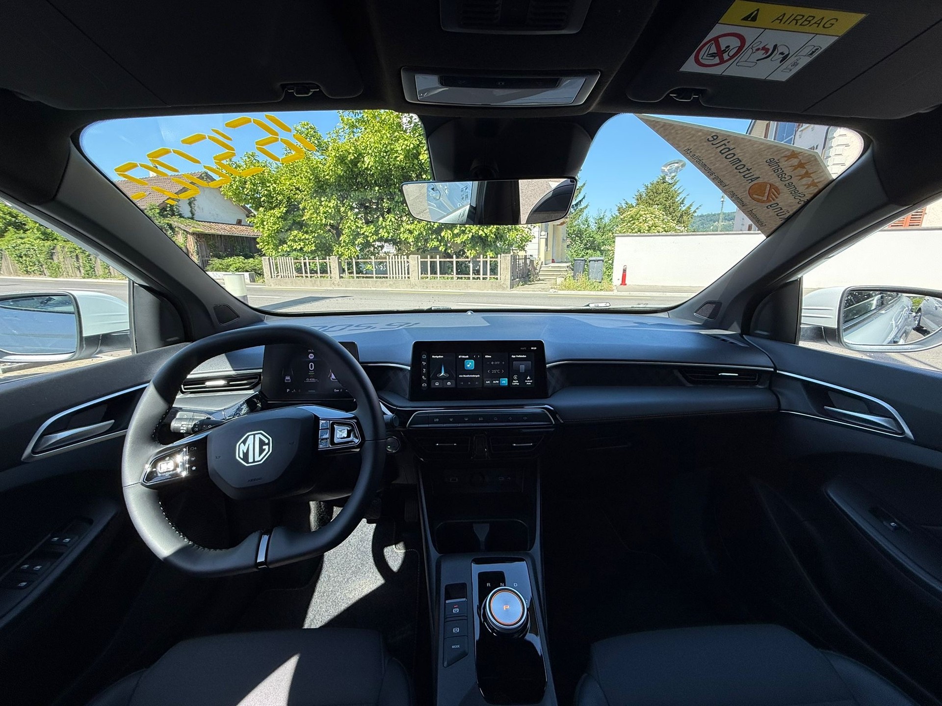 MG 3 1.5 Hybrid Luxury Aut.-image-10