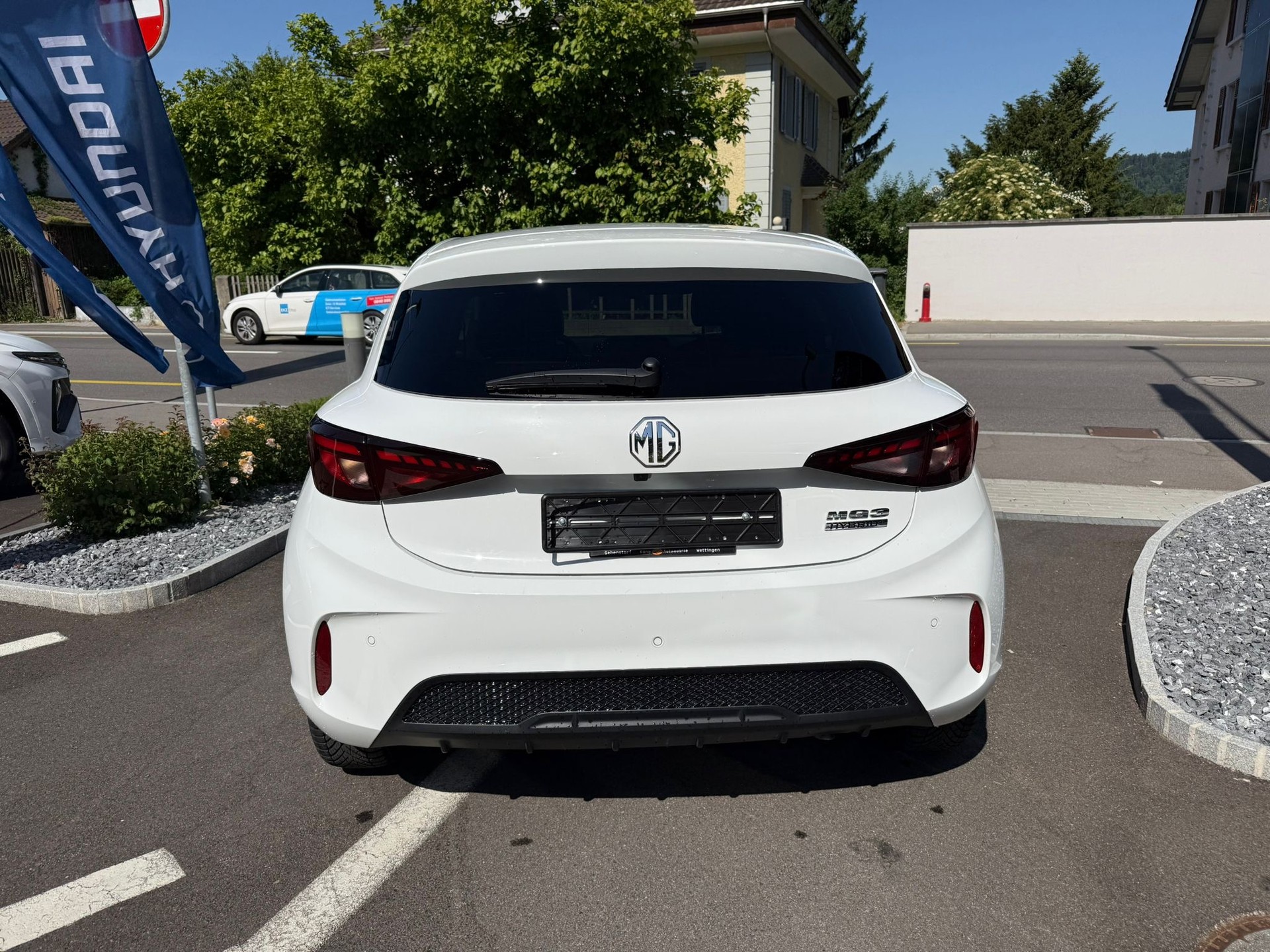 MG 3 1.5 Hybrid Luxury Aut.-image-6