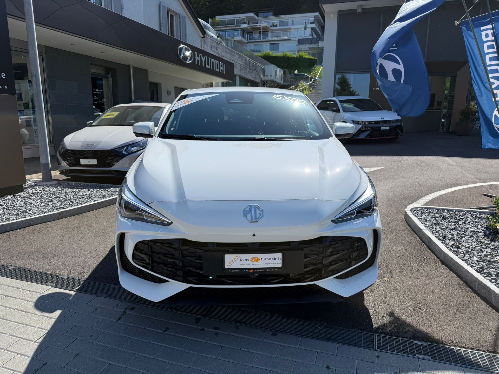 MG 3 1.5 Hybrid Luxury Aut.-image-1
