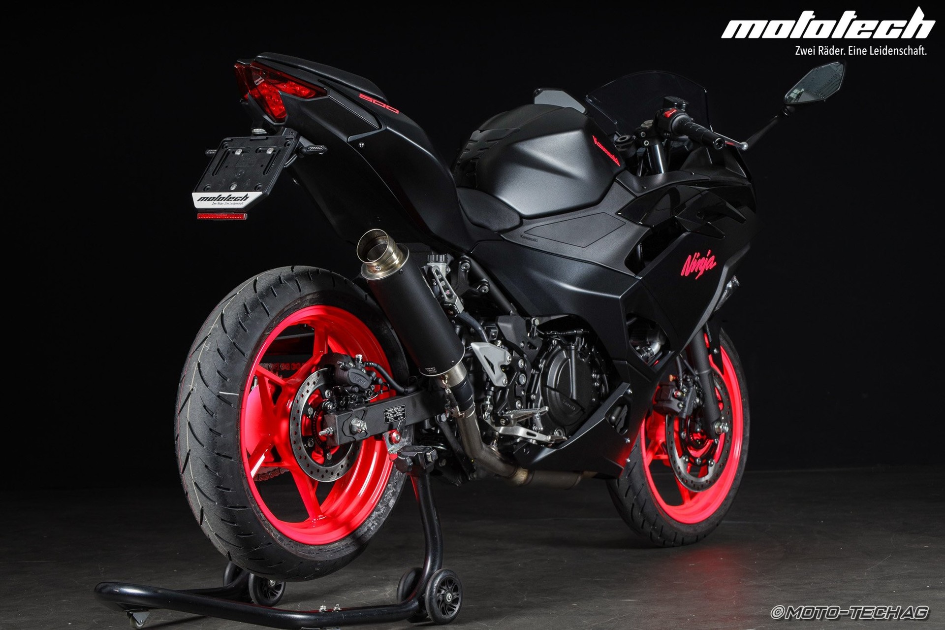 KAWASAKI Ninja 500 MY26 PINK EDITION-showroom-element-2